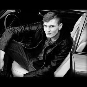 Meet your Posher, Tyler